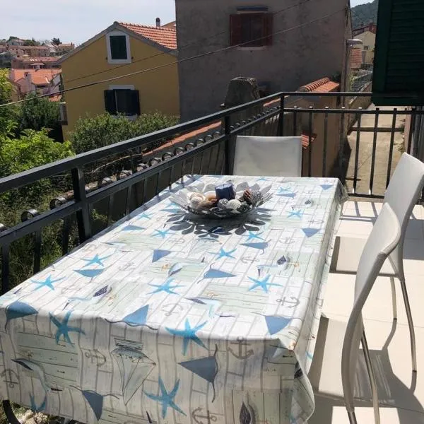 Casa in centro a Lussinpiccolo, hotel v destinaci Mali Lošinj