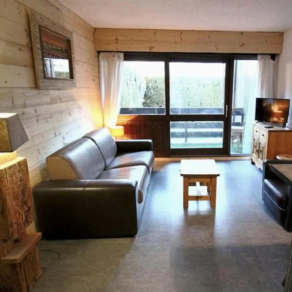 Studio avec coin montagne au pied des pistes, khách sạn ở Megève