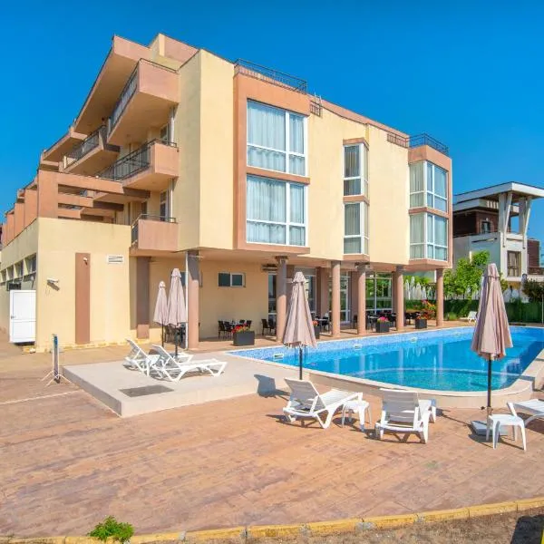 Royal Marina Beach, hotel u gradu Černomorec