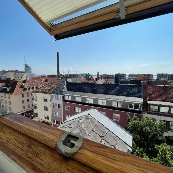 Schönes einfaches zentrales Zimmer über den Dächern der Stadt, hotel v destinaci Bremerhaven