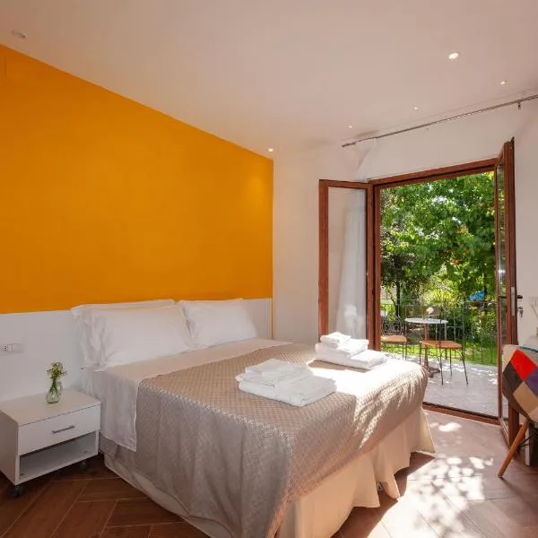 B&B Le Dee di Paestum, hotel v destinaci Paestum
