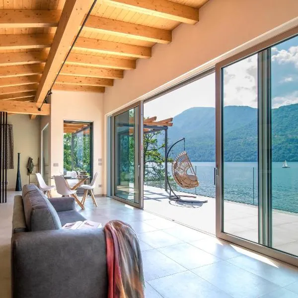 d'Ocalée Holiday Experience lago d'Orta، فندق في أومغنا