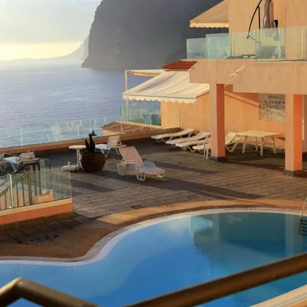 Buenavista, hotel v destinaci Acantilado de los Gigantes