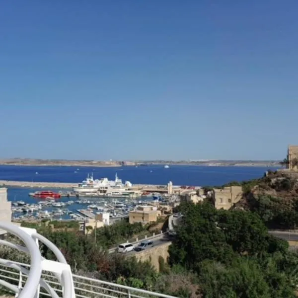 East Breeze Penthouse、Mġarrのホテル