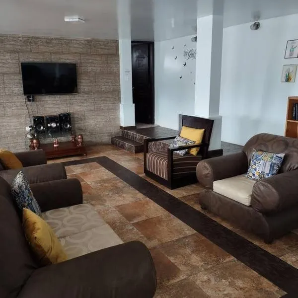 Espectacular Casa Vacacional !Sorprendente vista!, hotel v destinaci Ambato