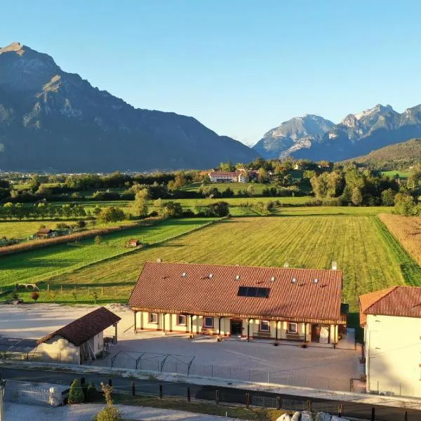 AGRITURISMO MODOLO Belluno Dolomiti, hotel v destinaci Belluno