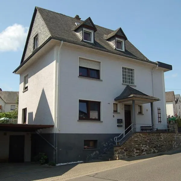 Niederburger Herberge, hotel v destinaci Niederburg