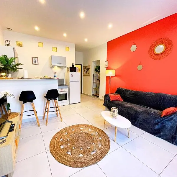 Carré Rouge*Gare Sncf*Fibre Wifi, hôtel à Miramas