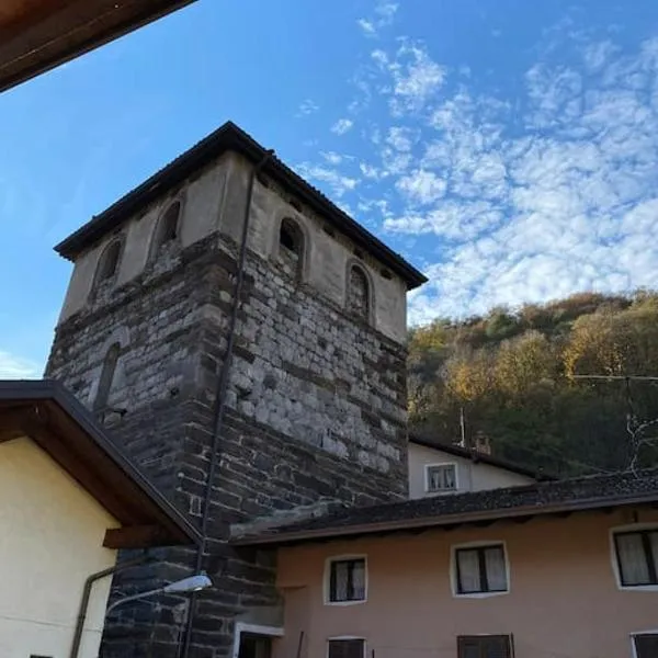Casa vacanze la torre, готель у місті Malonno