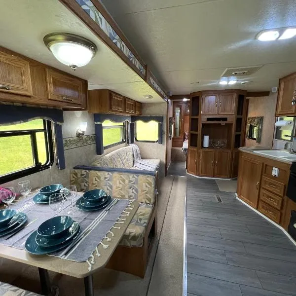 Salmon River RV camping, hotel in Mountain Grove