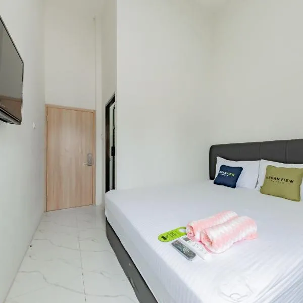 Urbanview Hotel La De Grizz Syariah Sampit by RedDoorz, hotelli kohteessa Sampit