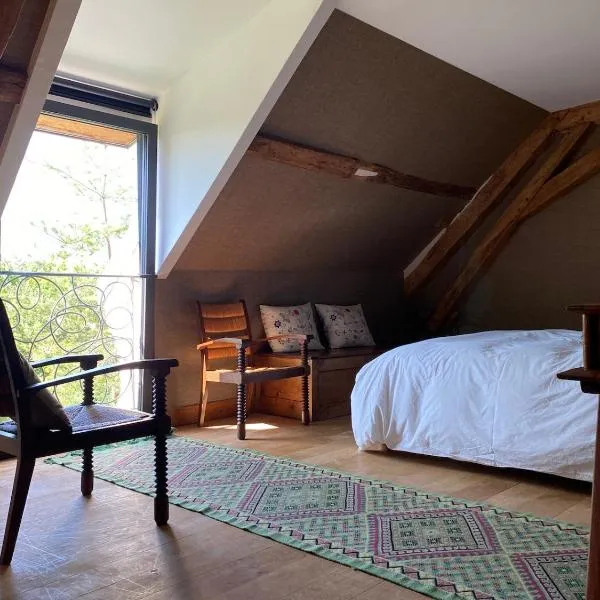 La Ferme de Châtenoy - Le Mouton Noir, hotel v destinaci Châtenoy