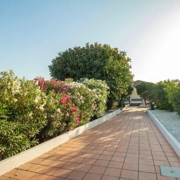 Royal Playa Suite and Apartament -private parking- self chek out, hotel v destinaci Catania