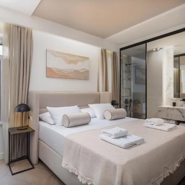 Luxury rooms Le Prestige Few Minutes from Split's Iconic Waterfront, hotel ve Splitu