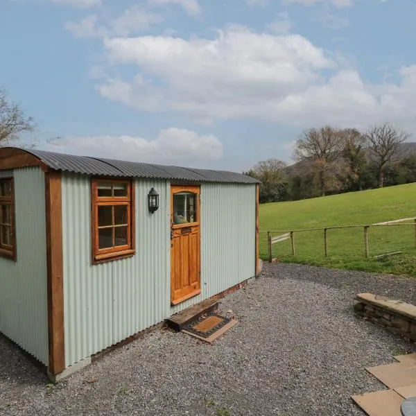 Rabbit Hill Hut, hotel in Abergavenny