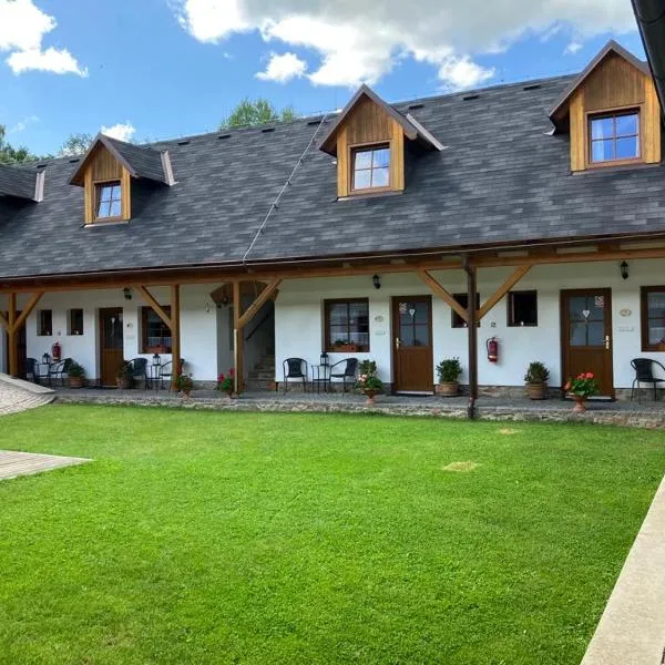 Penzion pod Březinkou, Hotel in Polička