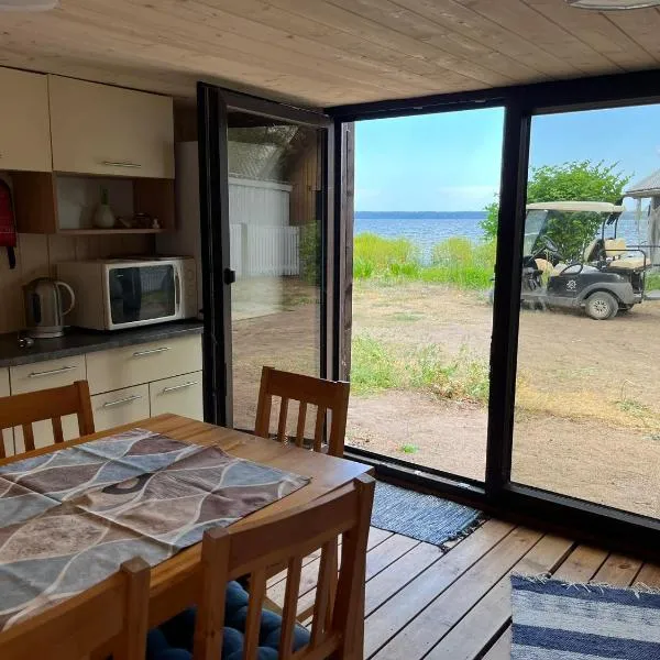 Vahtra Beach House, ξενοδοχείο σε Kasmu