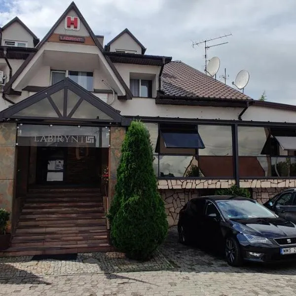 Labirynt, hotel a Piątnica Poduchowna