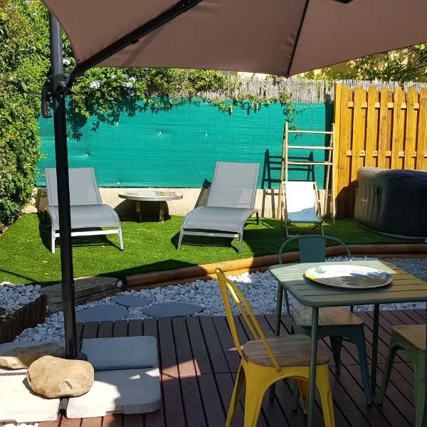 Chez Florence et Bruno, hotel v destinaci Saint-Cyr-sur-Mer
