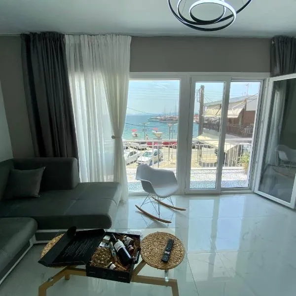 Candi central apartments, Hotel in Neos Marmaras