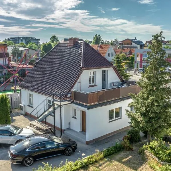 Domek z trzema sypialniami - Dom Morsa Mielno, hotel in Mielno