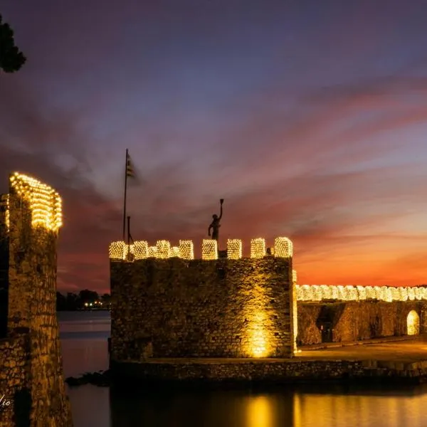 Vip Lepanto Castle Suites, hotell sihtkohas Náfpaktos