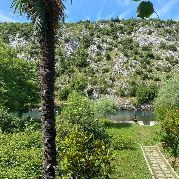 Villa San, hotel em Blagaj
