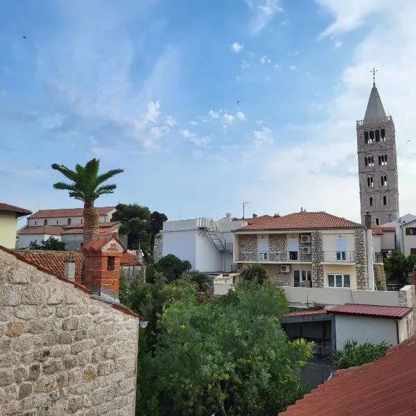 Rab Stari grad, hotel in Rab
