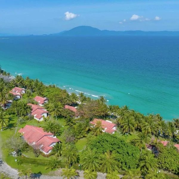 Pax Ana Doc Let Resort & Spa, hotel v destinaci Ninh Hòa