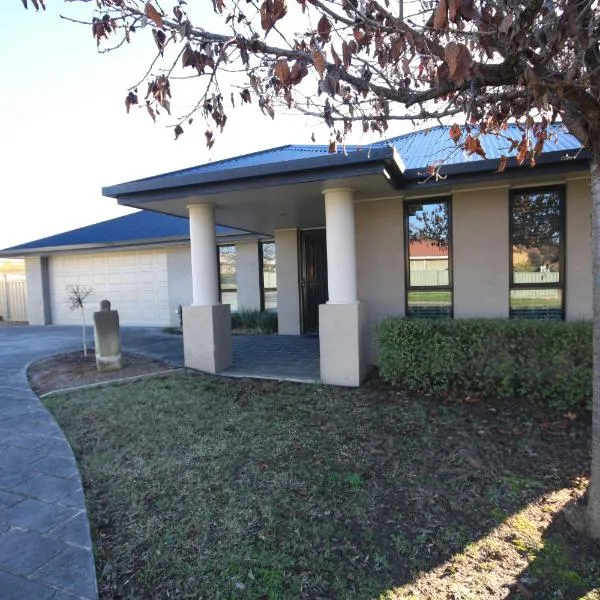 Yass Valley Stays - Easy self check-in, hotel in Yass