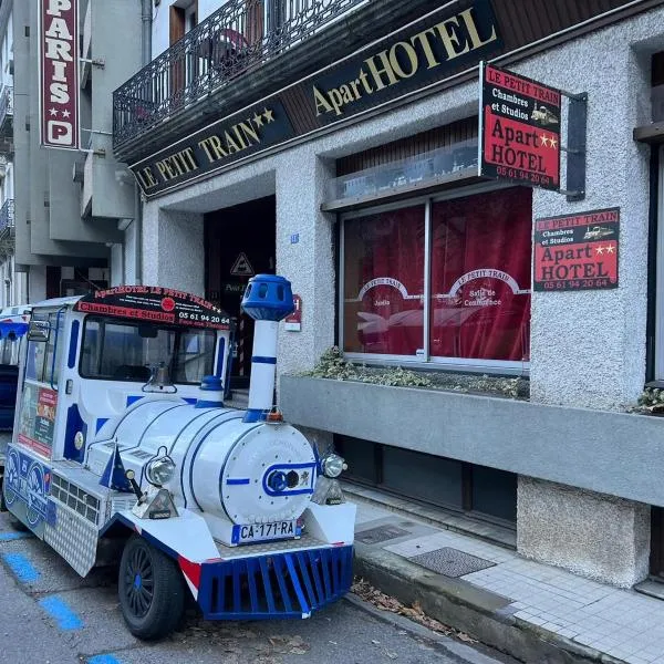 Aparthotel Le Petit Train、ルションのホテル