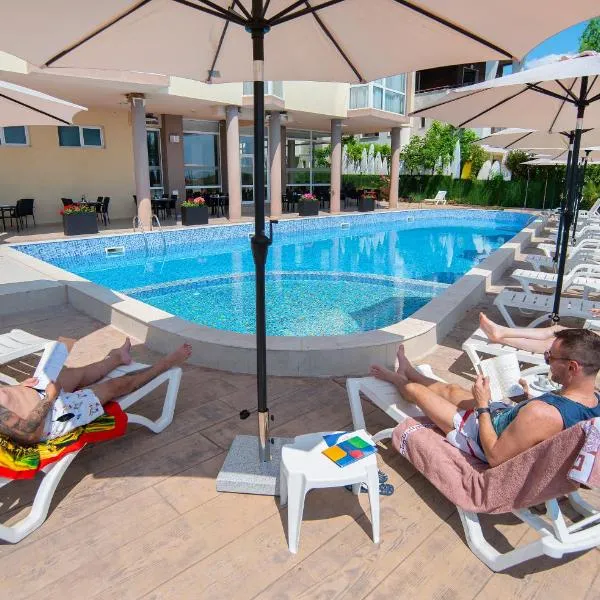 Royal Marina Beach, hotel v destinaci Černomorec