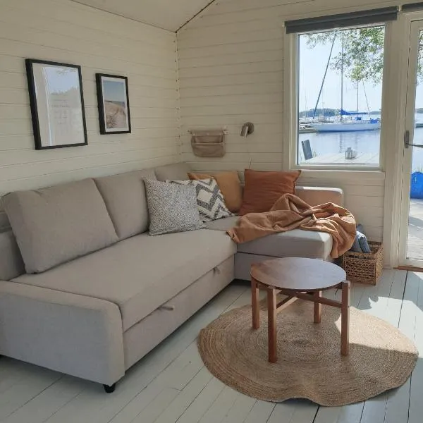 Nävekvarns Skärgårdscamping, khách sạn ở Nävekvarn