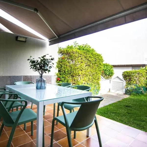 Chalet adosado en Pasito BM9, hotel en Pasito Blanco