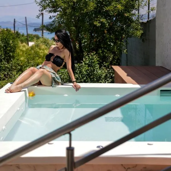 Wooden Summer House, готель у місті Mantoúkion