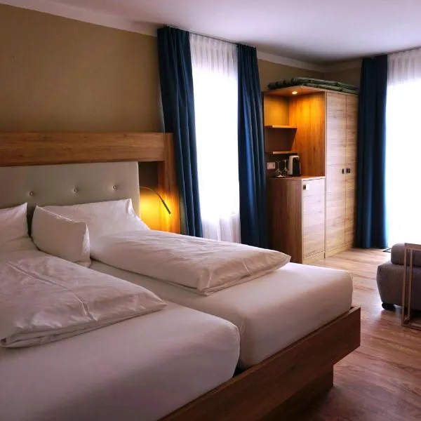 Hotel Pension Julia, hotel v destinaci Norddeich
