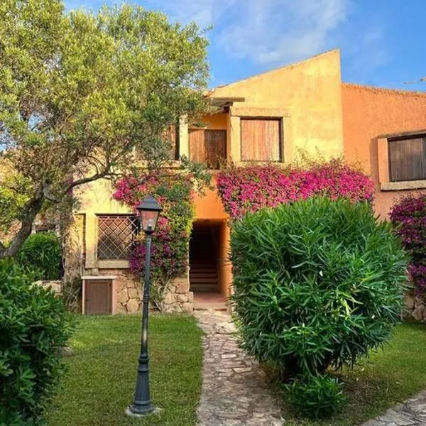 sunset apartment, hotel in Porto Rotondo
