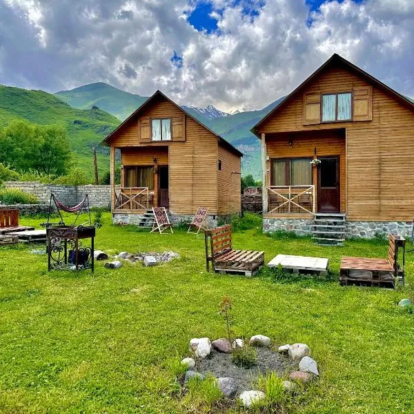 Villa Achkhoti (Kazbegi), hotel in Kanobi