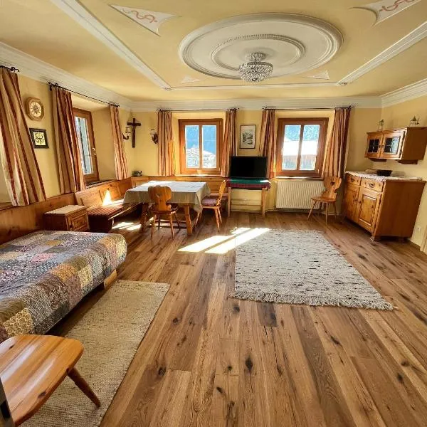 Landhaus Geierwally, hotel v destinaci Elbigenalp