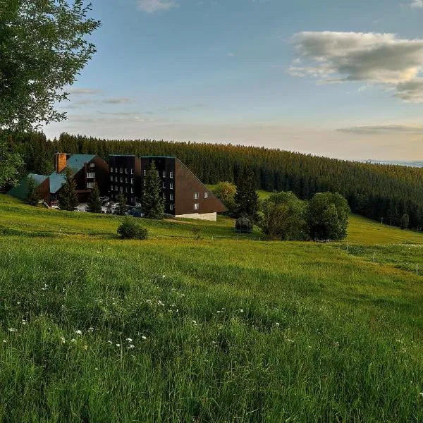 Hotel Tetřeví Boudy, hotel a Pec pod Sněžkou