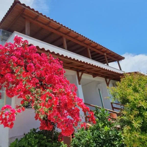 XHEKO ROOMS, hotel v destinaci Dhërmi
