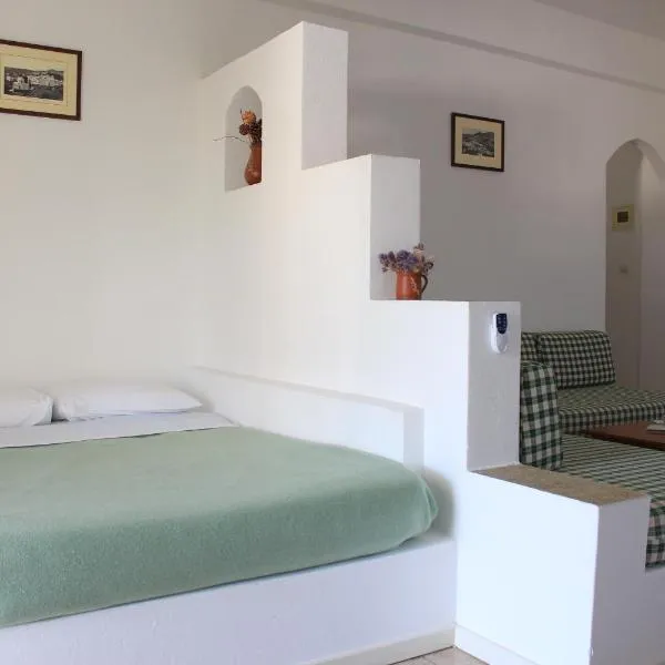 Eleonas Apartments, hotel in Sifnos