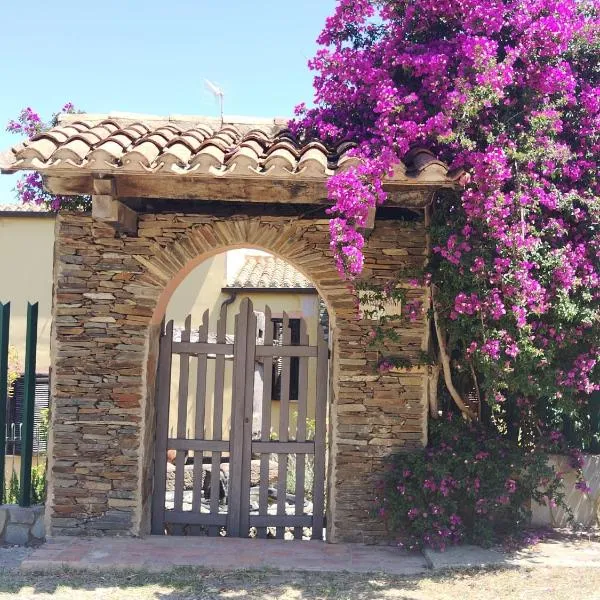 Il Casale Del Cortonese, hotel v destinácii Sassari