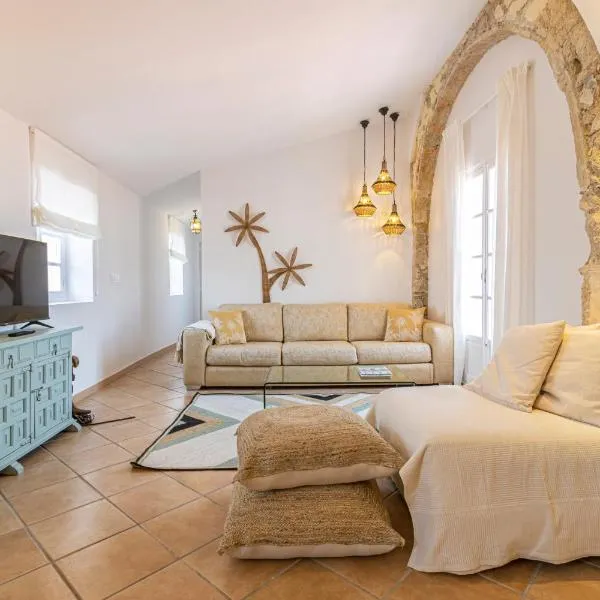 Ático La Casa Rosa - Parking opcional، فندق في خيريز دي لا فرونتيرا