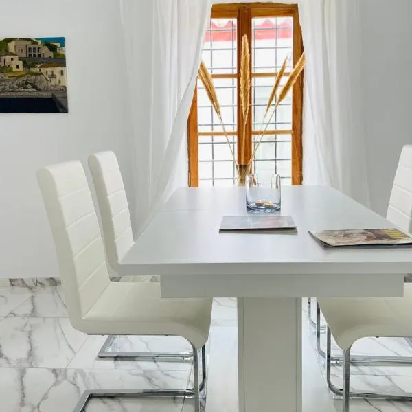 Dear John, hotel di Hydra