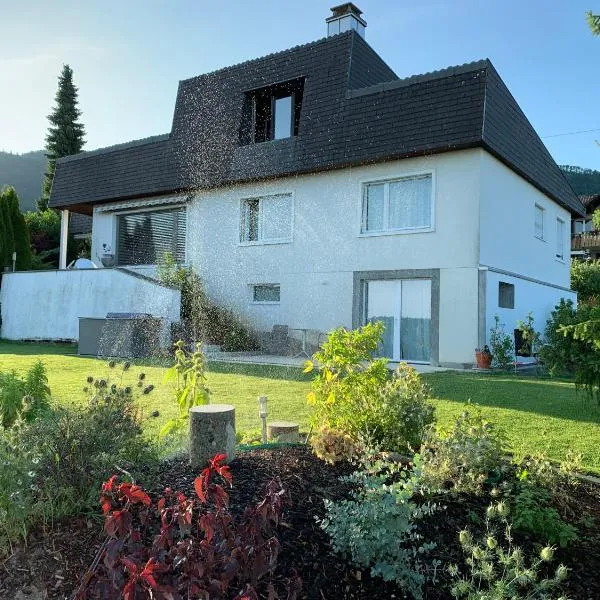 Retreat Lodge Schürmatt -Leben wie SchweizerInnen, hotel v destinaci Günsberg  