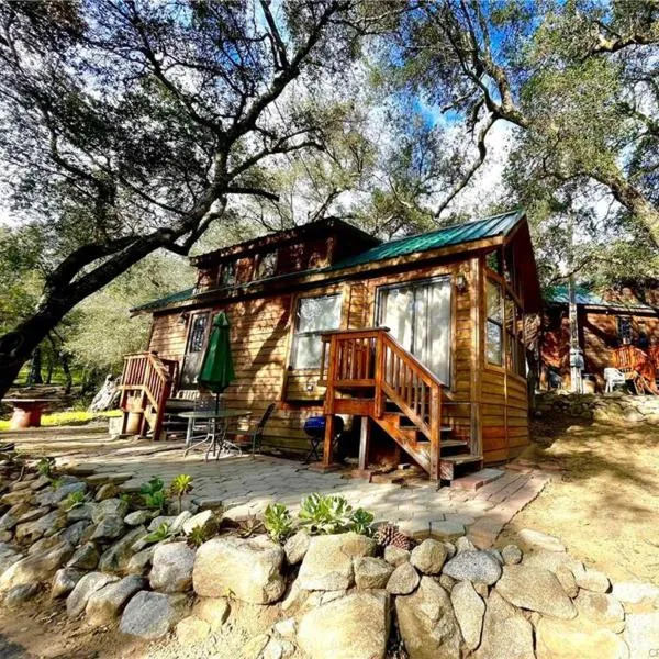 Oak Knoll Village, hotell i Palomar Mountain
