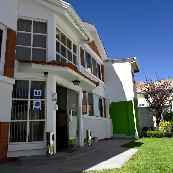 Bolivian Rooms & Suites (Zona Sur), hôtel à Mecapaca