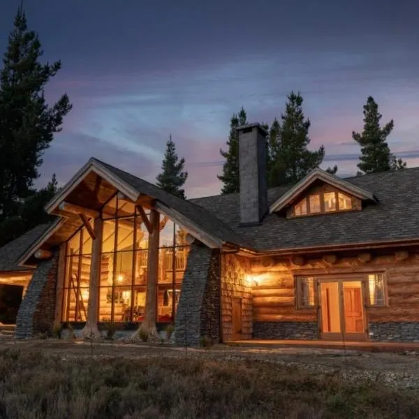 Fairytale Log Cabin - Homewood Forest Retreat, Hotel in Alexandra