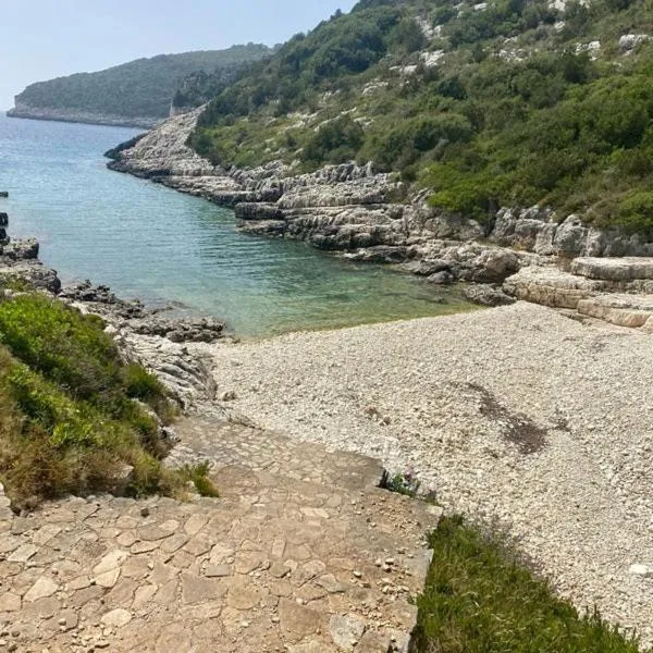 Aphrodite's hidden gem on Paxos island, hotel in Velianitátika